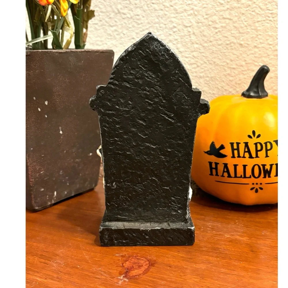 ☠️ NEW VIRAL TIKTOK HALLOWEEN RIP SKELETON ON TOMBSTONE CEMETERY FIGURE SPOOKY - Picture 5 of 8